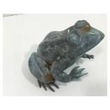 Heavy Frog statue. 7x7 in.