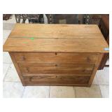 Vintage dresser w/3 drawers, approx 3 ft long