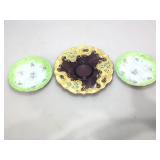 Collectible glassware. Plates.