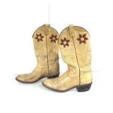 Wester style Boot size 8 1/2D.