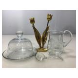 Floral salt and pepper shaker and more.