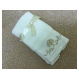 Large box of quality hand towels, wash cloths Large box of quality hand towels, wash cloths