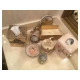 Vanity/Bathroom Accessories