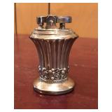 Ronson 'Newport' 1940 Silveplated Table Lighter Ronson 'Newport' 1940 Silveplated Table Lighter