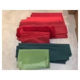 Red & Green Tableclothes Red & Green Tableclothes