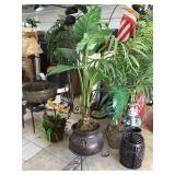 Large pottery plant pot w/metal stand, approx 5