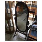Stand up mirror, approx 5 ft tall