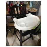 High chair w/sliding tray