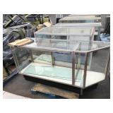 Pr display cases with shelves - approx. 4&6 ft