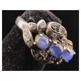 18K Gold Ring with gemstones. 4.8 g