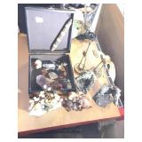 Assorted home decor and more