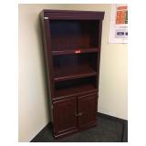 Bookshelf w/doors, approx 5