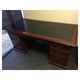 Sauder Desk w/drawers and keyboard drawer,