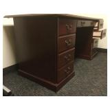 Sauder Desk w/drawers and keyboard drawer, a