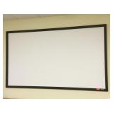 Elegante projection screen. By vultec. Made in