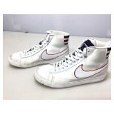 Nike Blazer Blue red stripes, size US 9.5, just