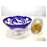 Colored glass vase and bowl.