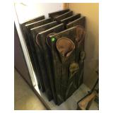9 Metal wall hanging decorations, approx 2.5 ft
