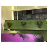Wood rustic decoration w/metal roosters