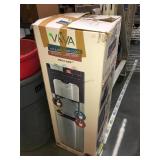 Viva Hot & Cold cooler w/original box
