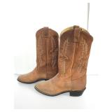 Tony Lama western boot size 10D.