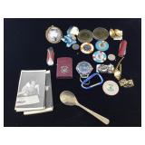 Lot of costume jewelry and chips