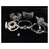 Costume jewelry lot