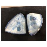 Sliced Geode pieces. Different sizes. Blue.