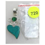 New Sterling pendant. See pictures for design.