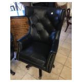 Leather high back office chair w/hobnail and