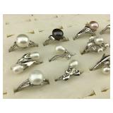 Collection of rings with real pearls. See