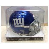 Ny giants autographed mini helmet Lawrence Taylor