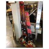 Atomic Skis and boots. Size unknown