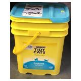 Tidy cat clumping litter bucket.