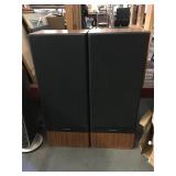 2 Kenwood speakers, model:JL-880