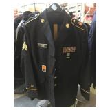 Bremen-bowdon Military suit w/pants