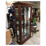 Wood display cabinet w/side doors and glass