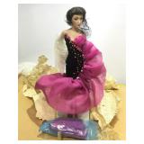 Franklin Heirloom Doll. NIB.