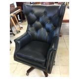 Leather high back office chair w/hobnail and