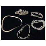 Assorted sterling chains. 13.9 g