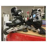 Bravo Sports Rollerblades sz 8-9, wheel is loose