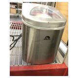 Igloo Ice Maker