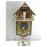 Toggili cuckoo clock with key. See pictures.