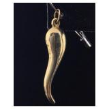 14K Gold pendant 1.4g