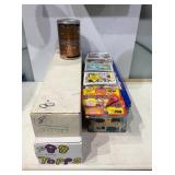 Mixed baseball cards