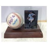 Orlando Hernandez autographed baseball