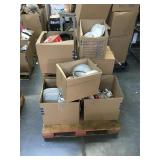 Pallet of assorted kitchenware