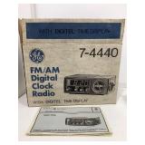 NOS GE FM/AM Digital Clock Radio - mod 7-4440 NOS GE FM/AM Digital Clock Radio - mod 7-4440