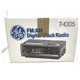 NOS GE FM/AM Digital Clock Radio - mod 7-4305 NOS GE FM/AM Digital Clock Radio - mod 7-4305