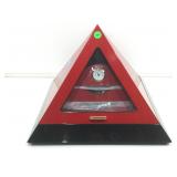 New Le Veil Pyramid Humidor - lacquered Wood New Le Veil Pyramid Humidor - lacquered Wood